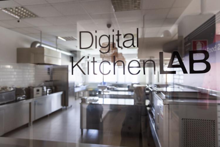 Digital Kitchen LAB